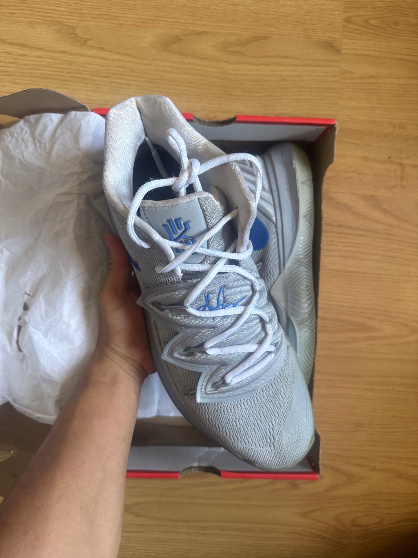 Nike Kyrie 5 ID