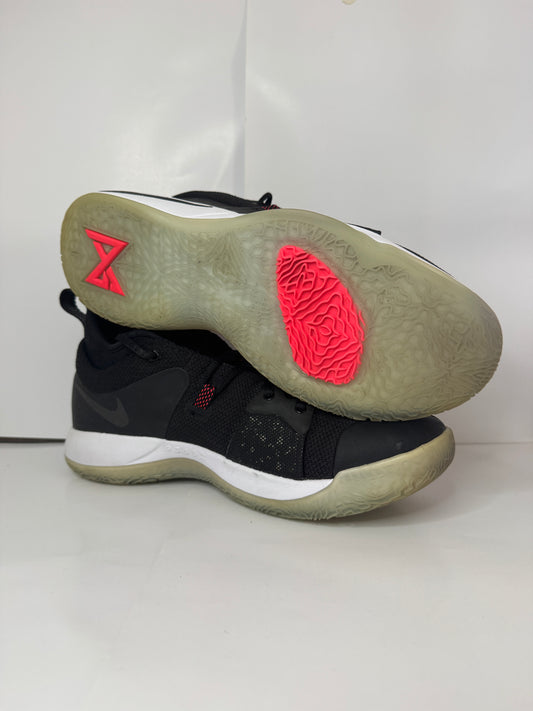 Nike PG 2 T44.5 Reconditionné
