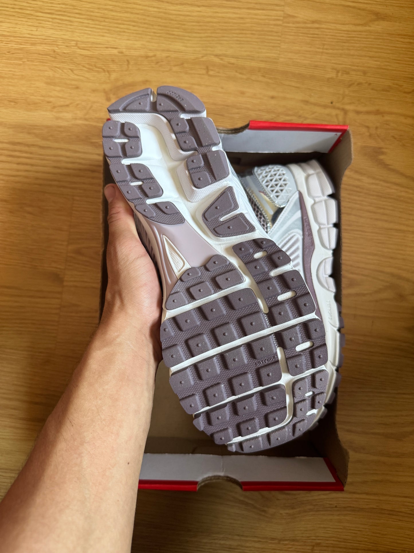 Nike Zoom Vomero 5 W