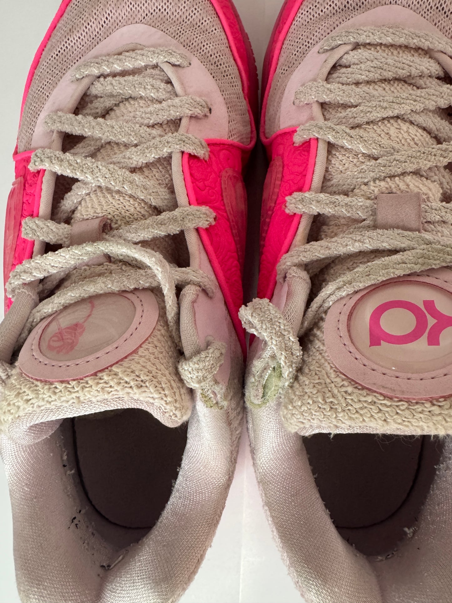Nike KD 16 Aunt Pearl T42 Reconditionné
