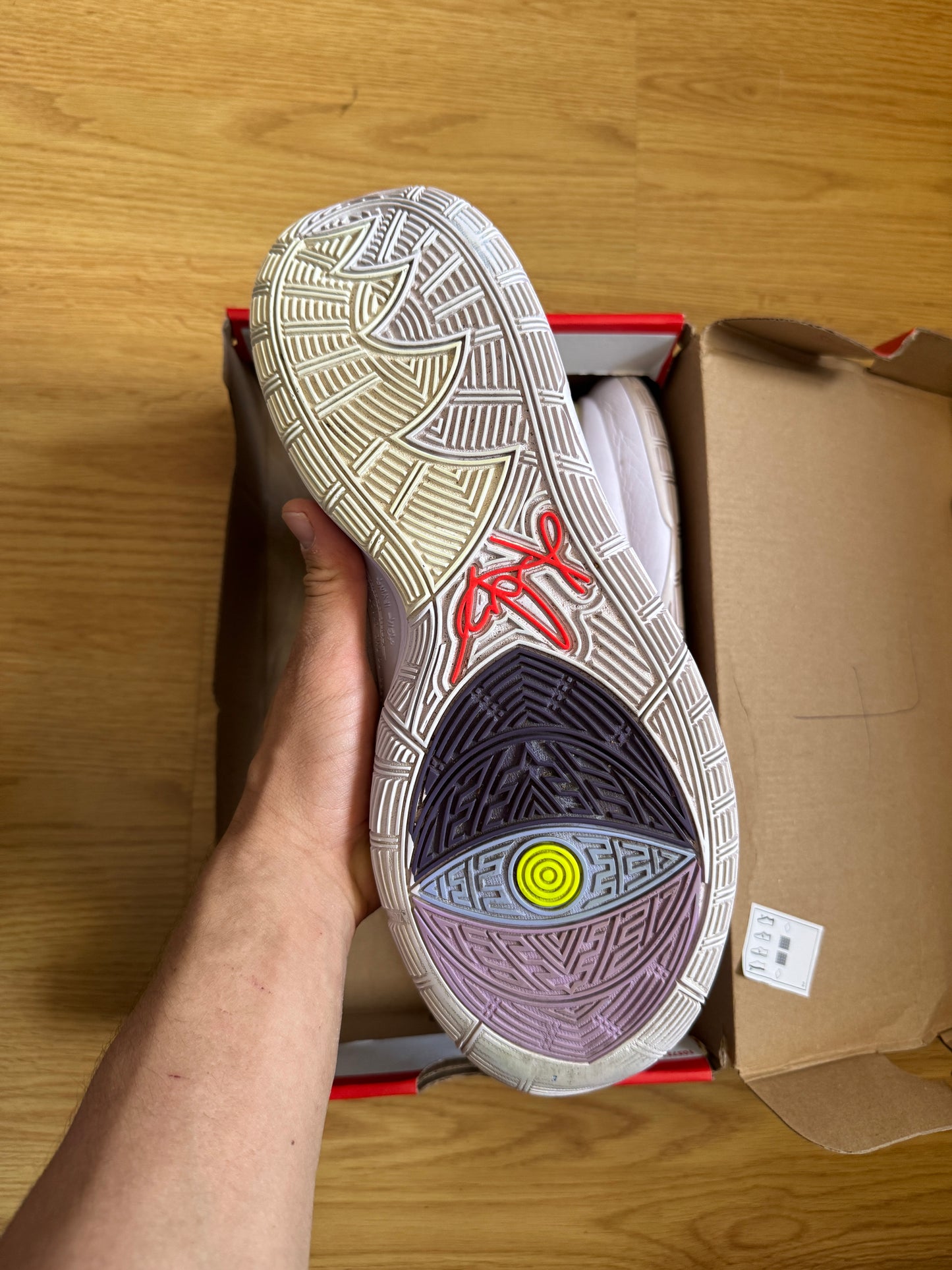 Nike Kyrie 6 Asia Irving