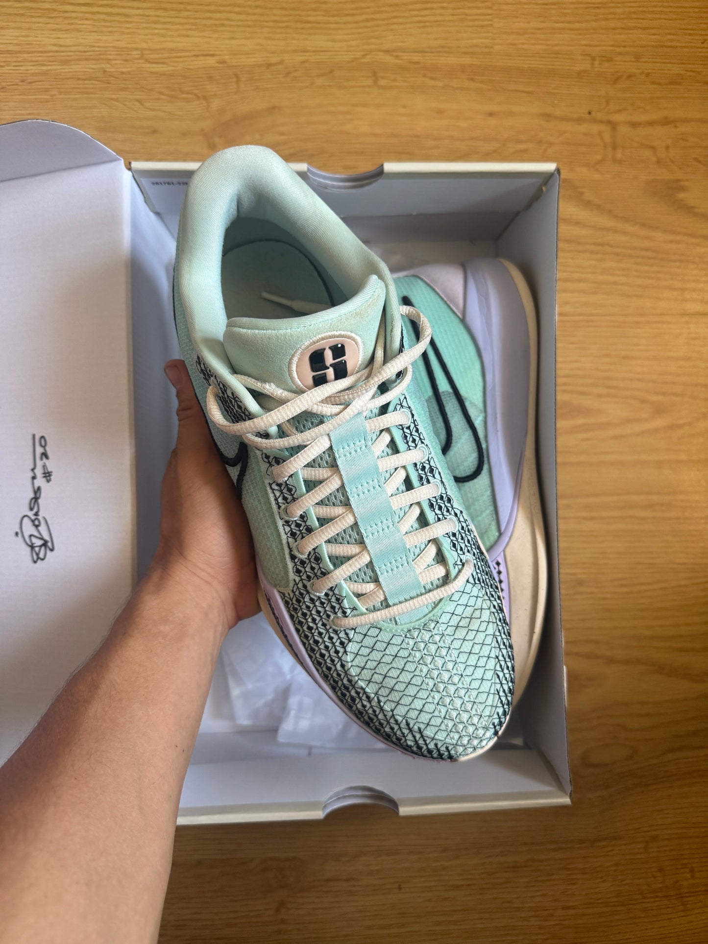 Nike Sabrina 1