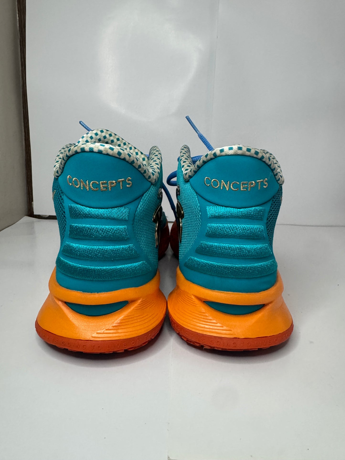 Nike Kyrie 7 Concepts T44 Reconditionné