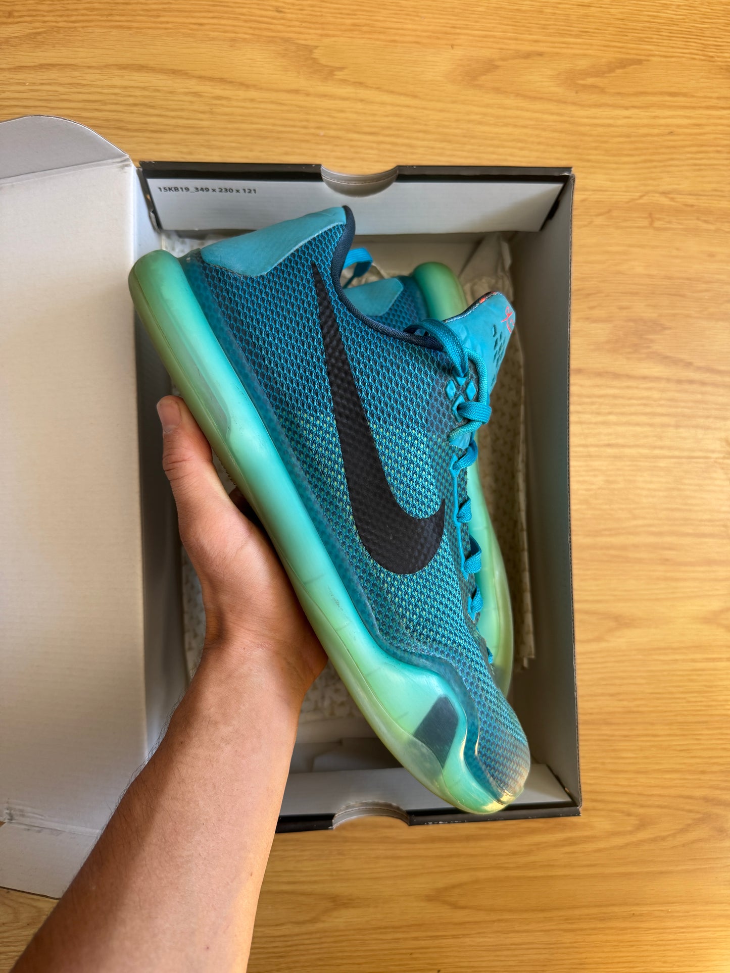 Nike Kobe X