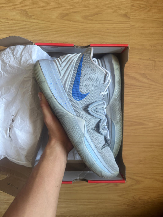 Nike Kyrie 5 ID
