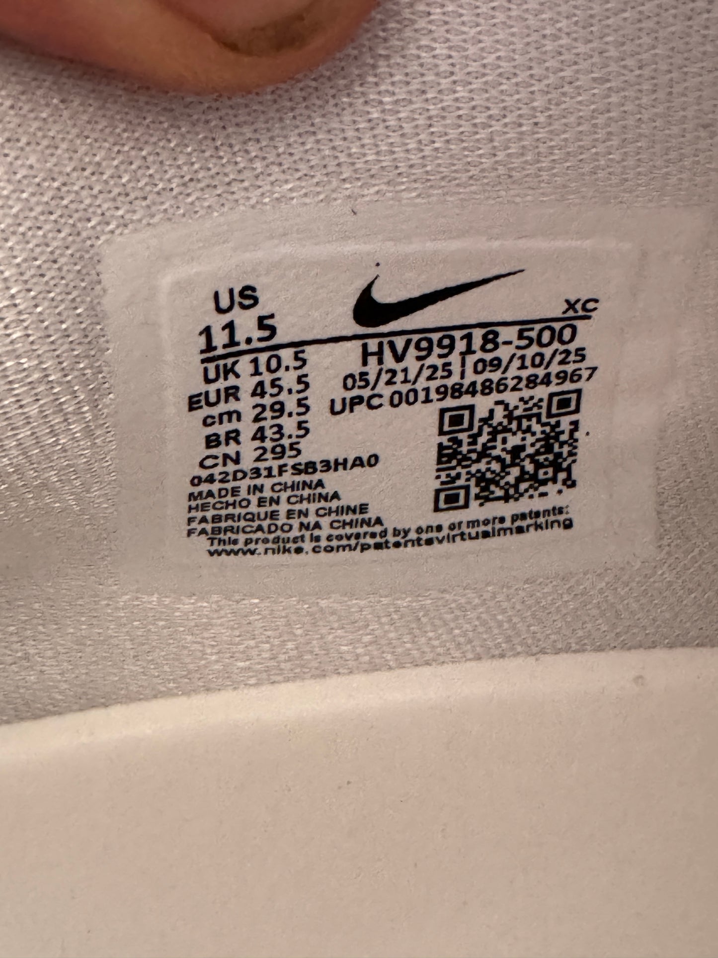 Nike GT Cut 3 Turbo Jaune et Violet – Taille 45.5