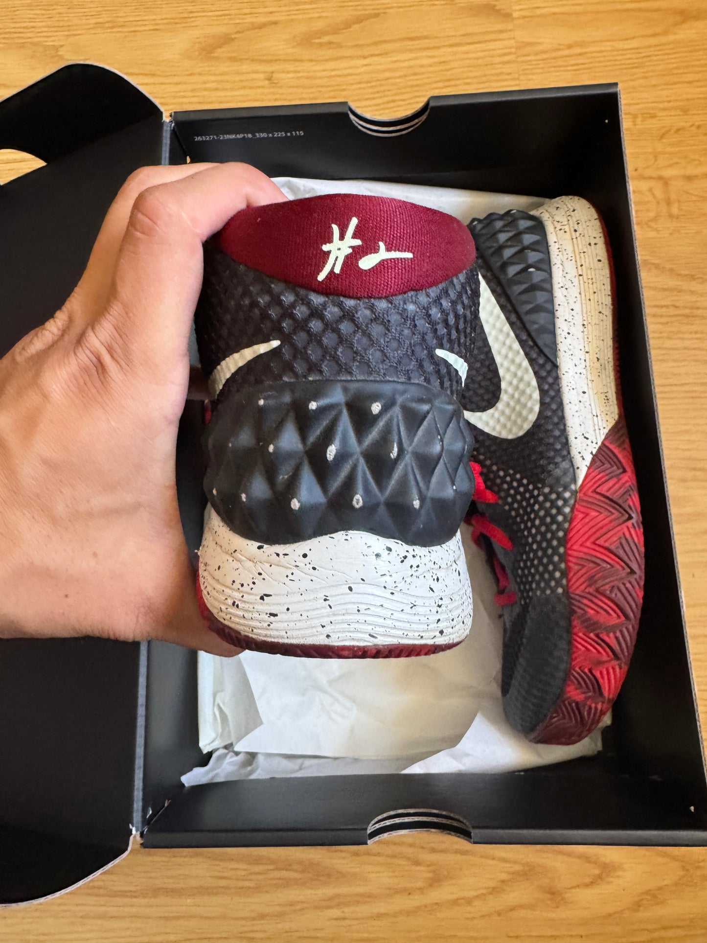 Nike Kyrie 1 ID – Taille 42.5