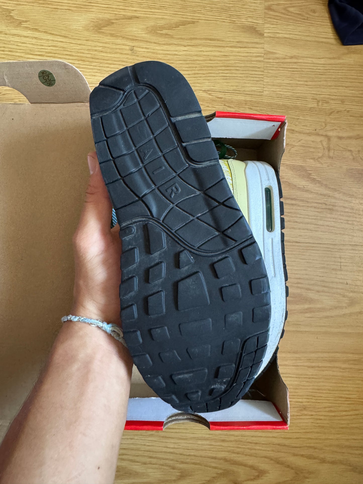 Nike Air Max 1 Lemonade – Taille 36