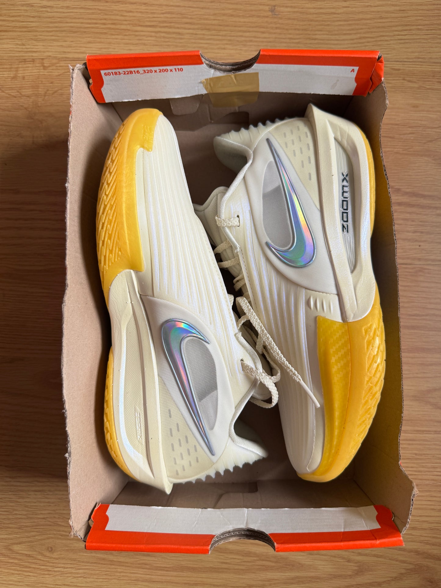 Nike GT Cut 3 Turbo Jaune – Taille 42
