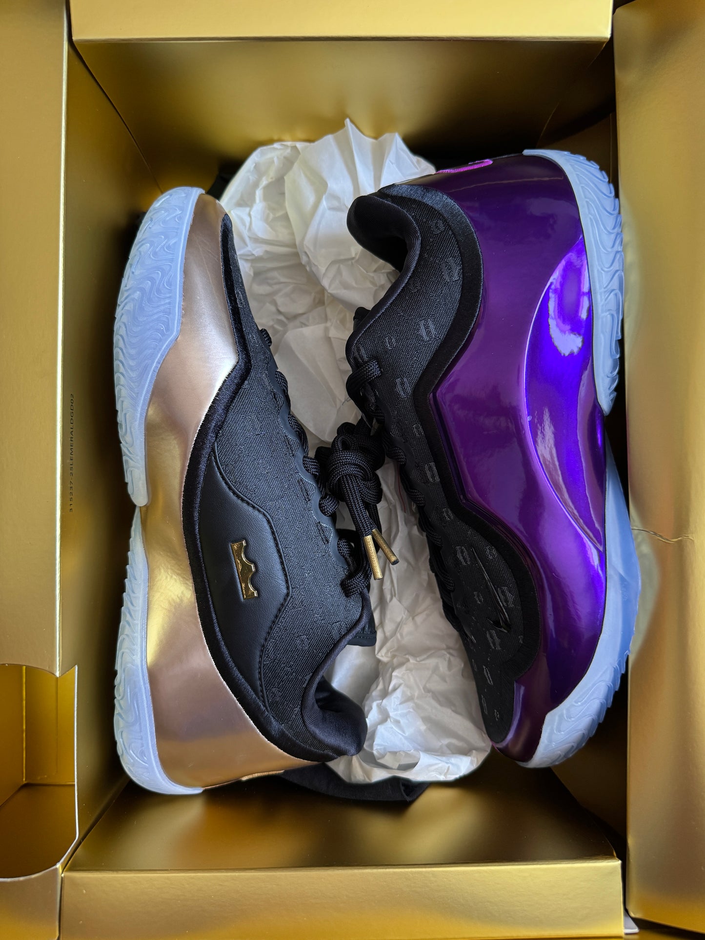 Nike LeBron 23 – Taille 41