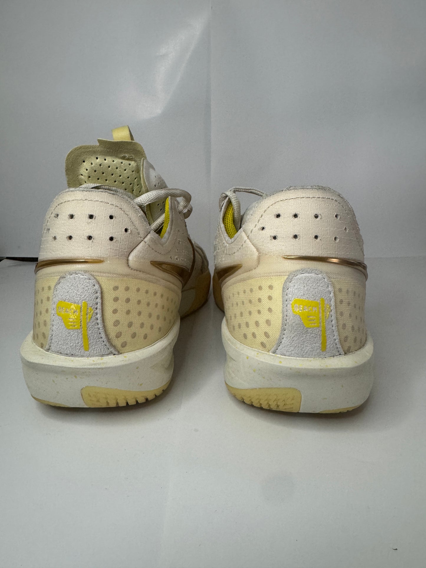 Nike GT Cut 3 Jordan Pool PE T42.5 Reconditionné