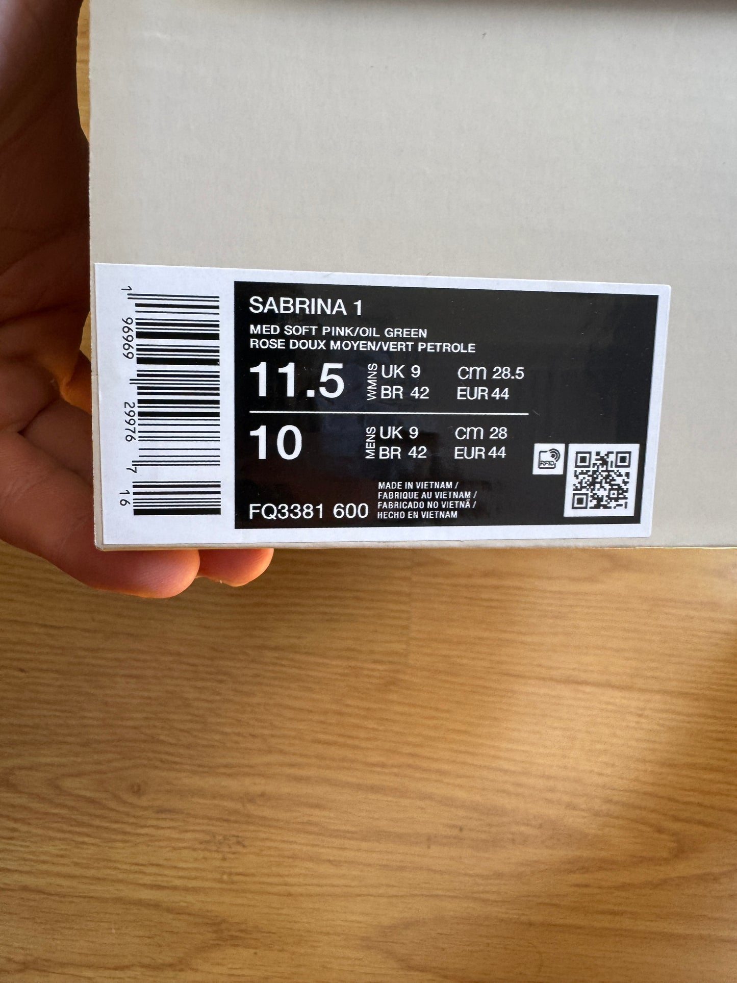 Nike Sabrina 1