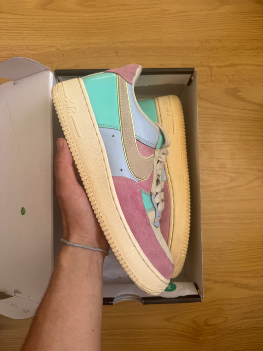 Nike Air Force 1 Easter - Taille 42.5