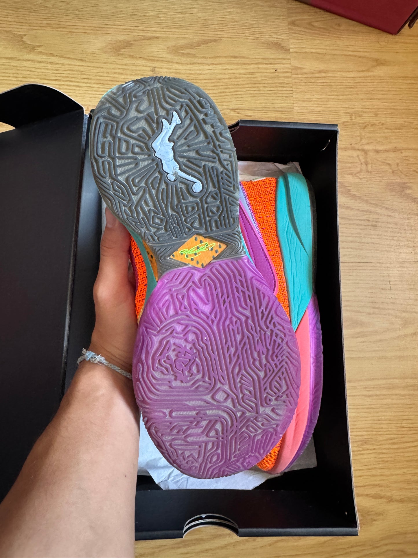 Nike LeBron 20 – Taille 42