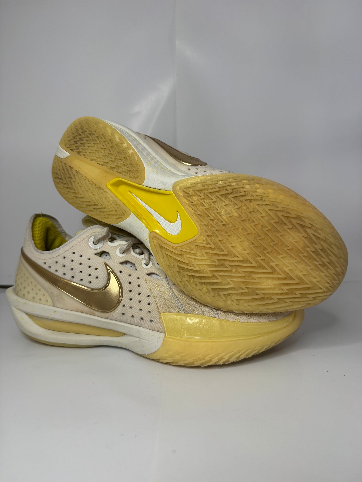 Nike GT Cut 3 Jordan Pool PE T42.5 Reconditionné