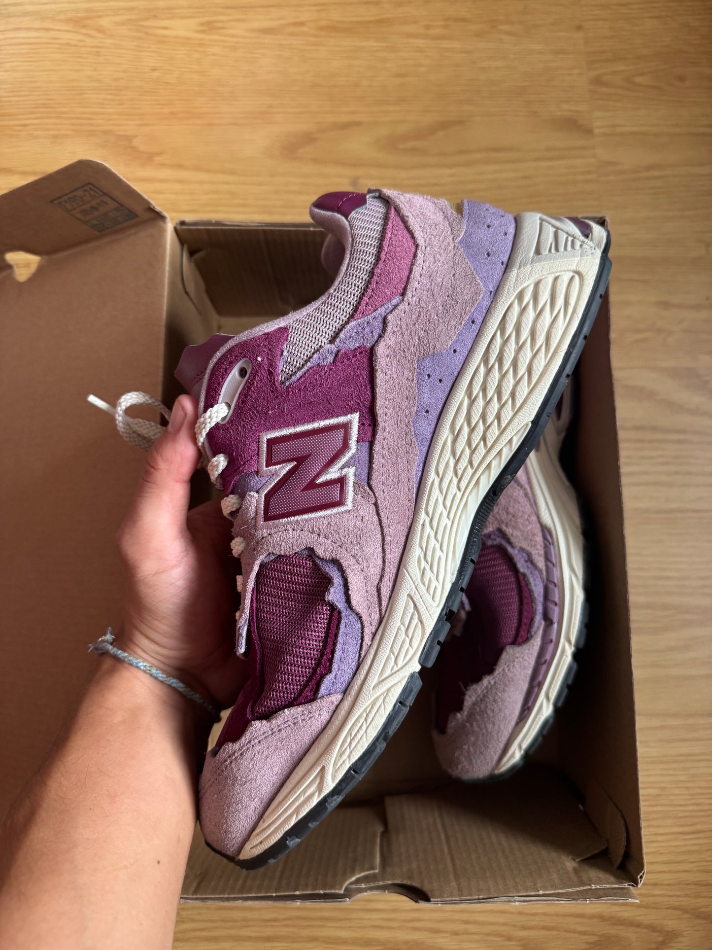 New Balance 2002R Protection Pack Rose – Taille 42.5