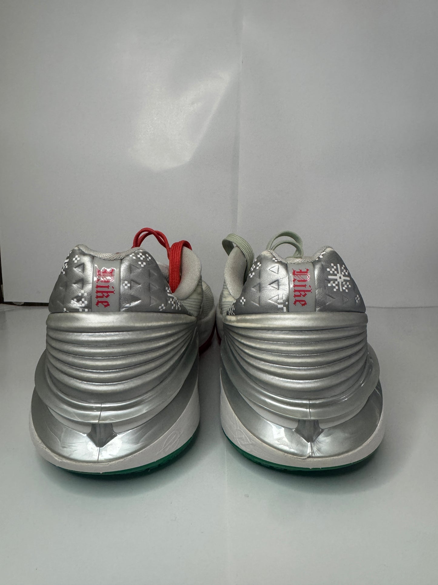 Nike GT Cut 2 Christmas T46 Reconditionné
