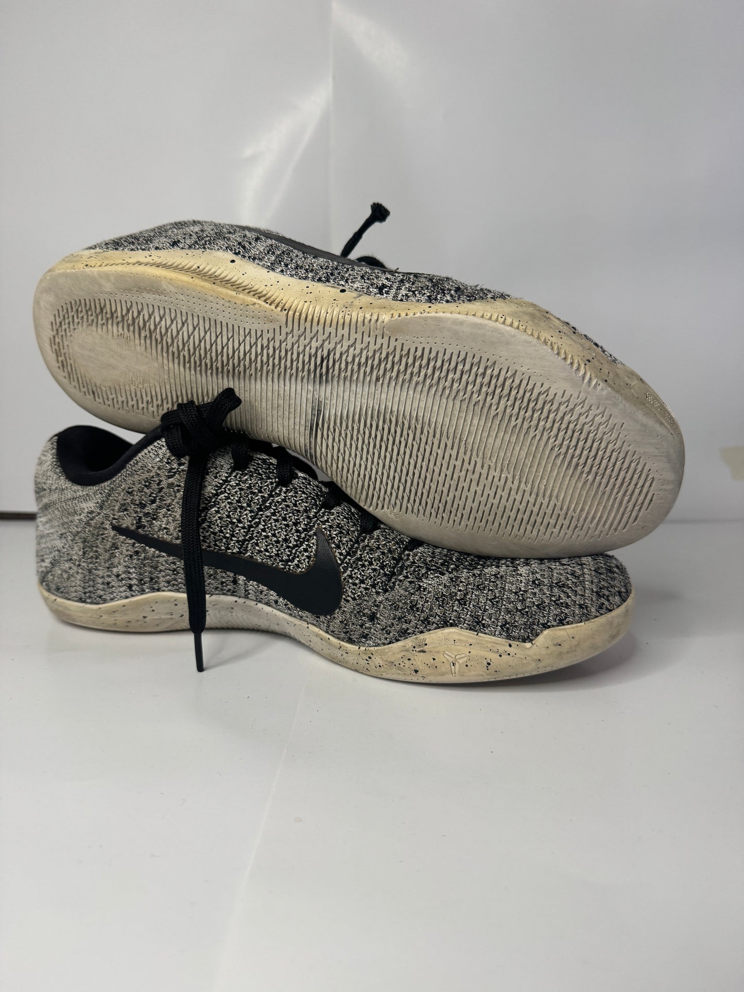 Nike Kobe 11 Oreo T42 Reconditionné