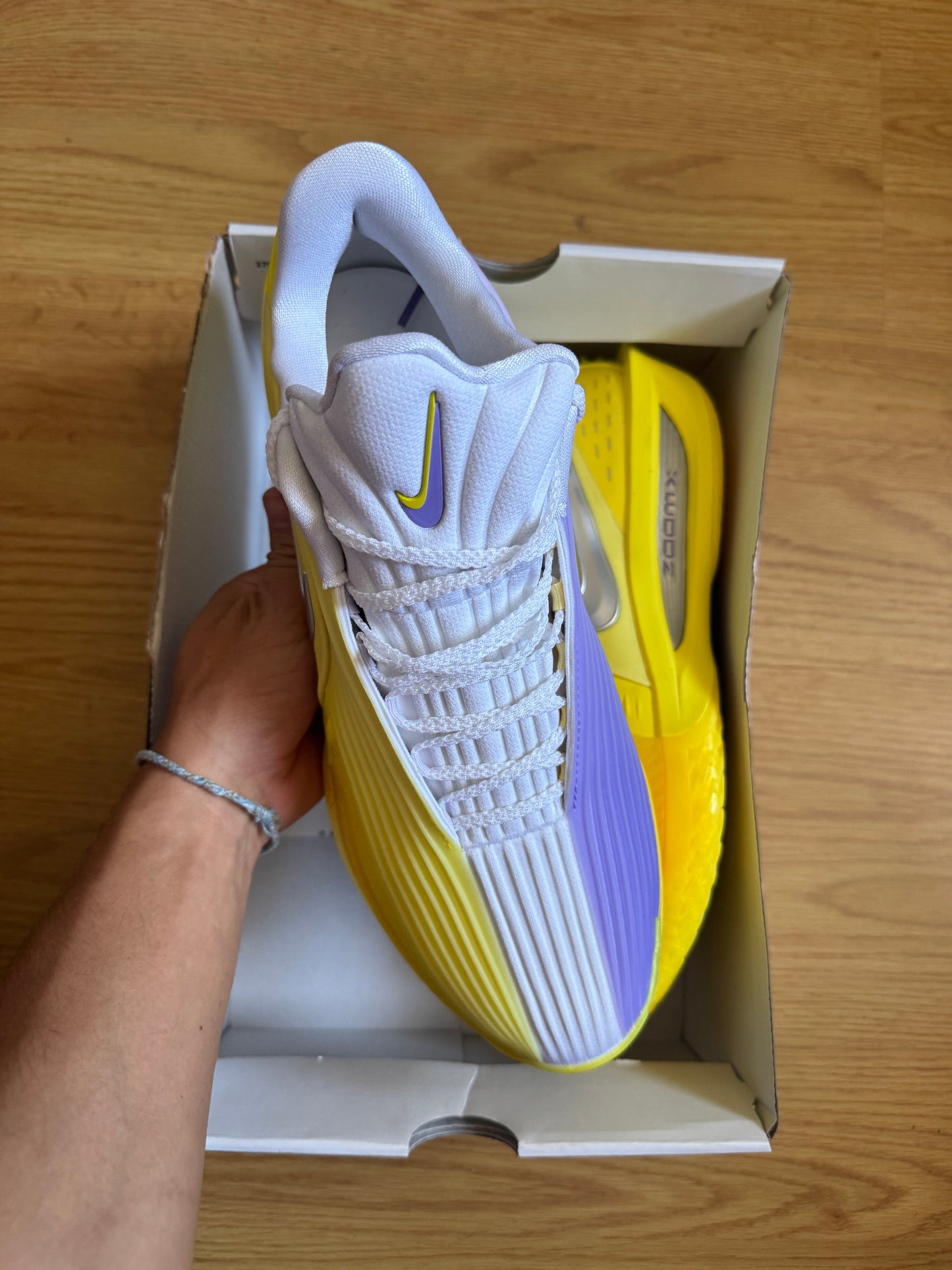 Nike GT Cut 3 Turbo Jaune et Violet – Taille 43