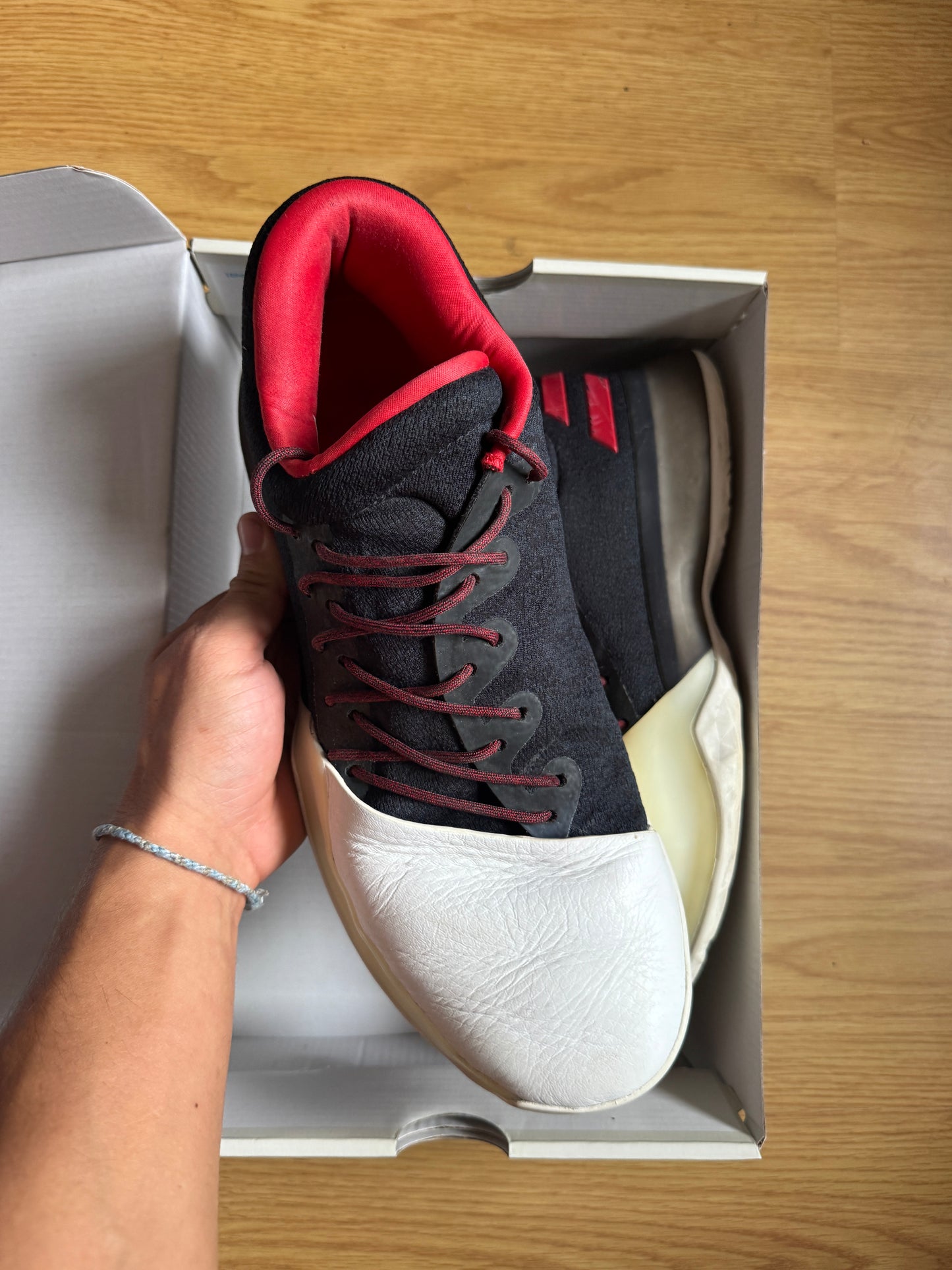Adidas Harden 1 Rouge – Taille 44 2/3