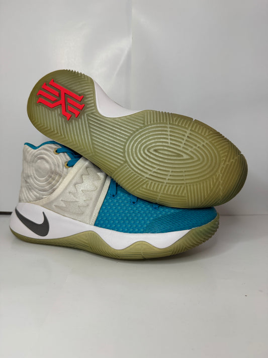 Nike Kyrie 2 Christmas T43 Reconditionné