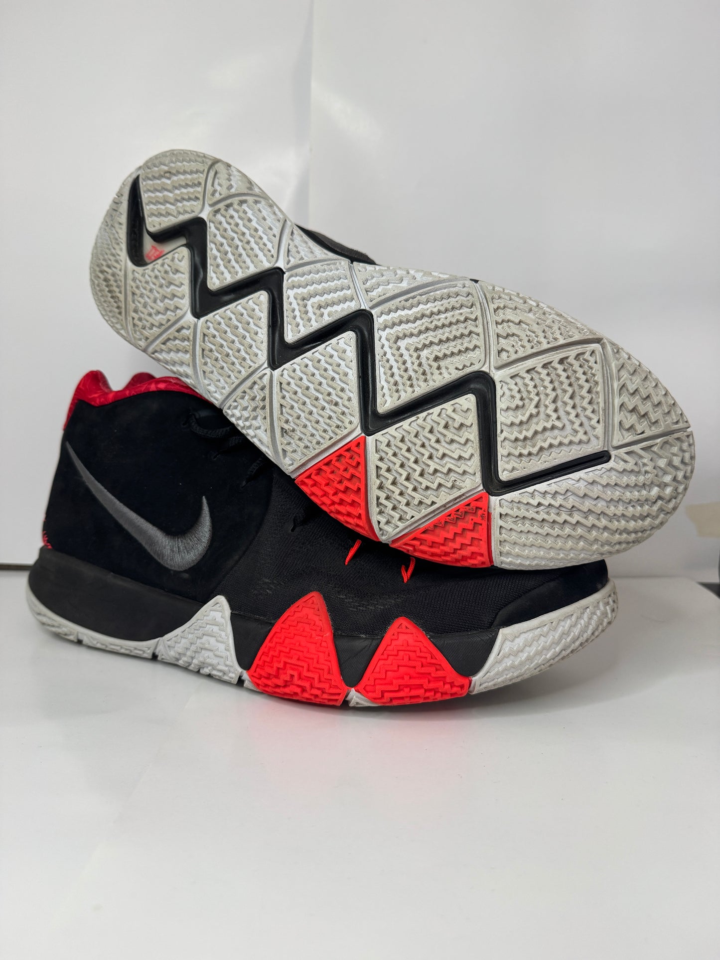 Nike Kyrie 4 T48.5 Reconditionné