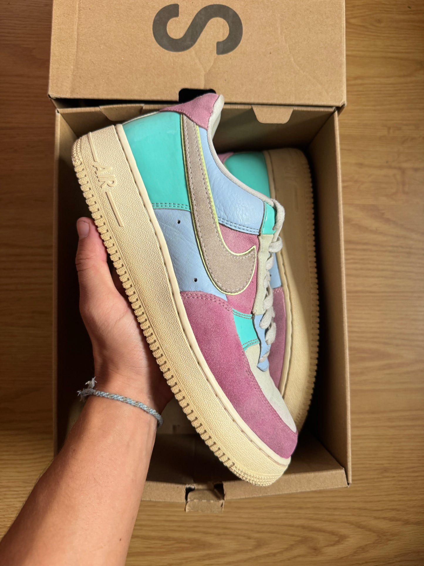 Nike Air Force 1 Easter – Taille 42.5
