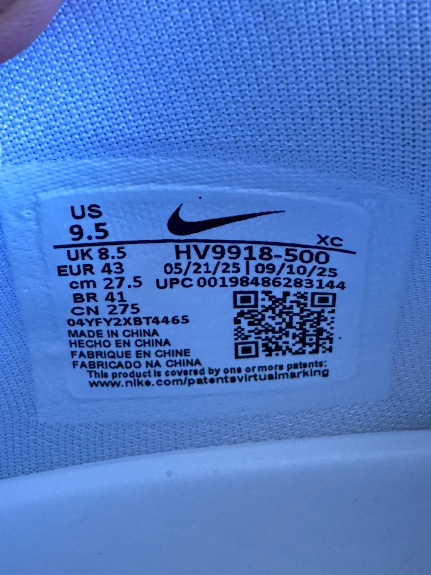 Nike GT Cut 3 Turbo Jaune et Violet – Taille 43
