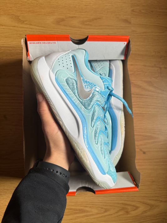 Nike KD 17 Christmas