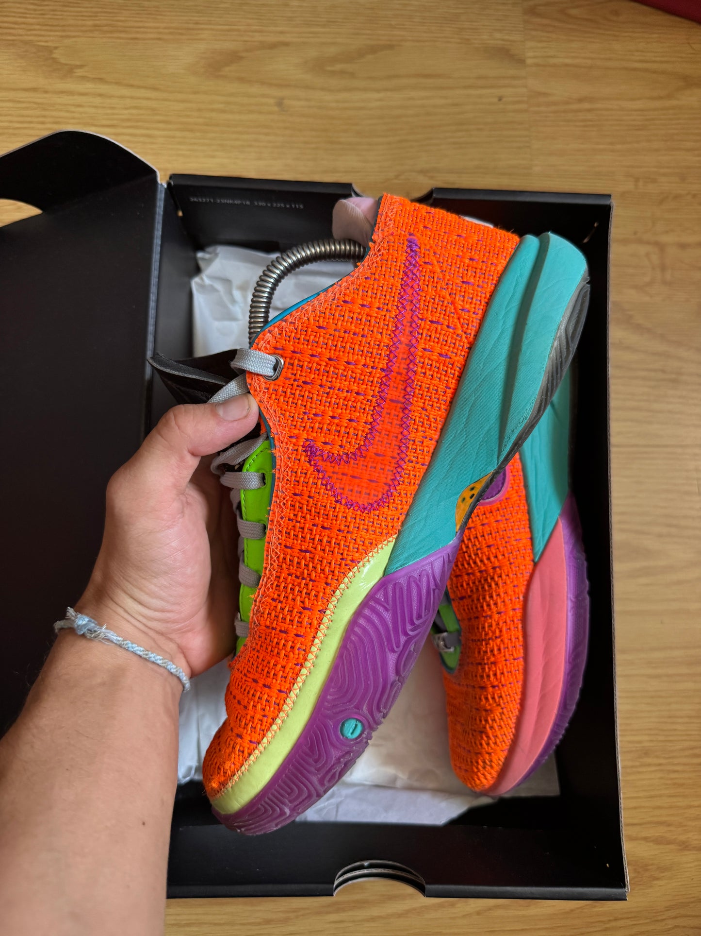 Nike LeBron 20 – Taille 42