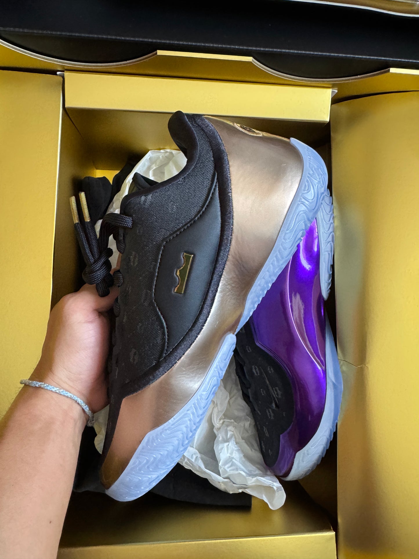 Nike LeBron 23 – Taille 41