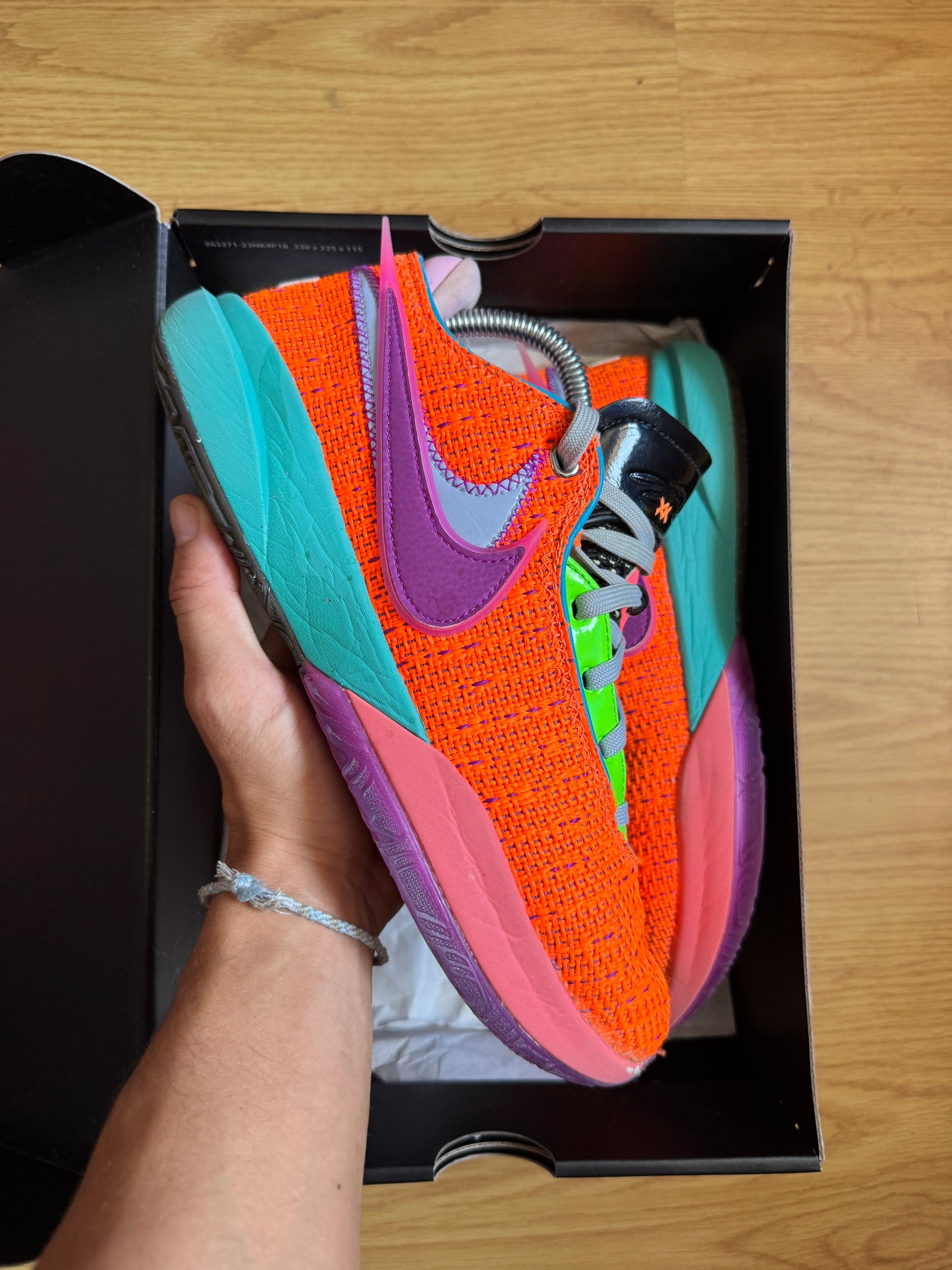 Nike LeBron 20 – Taille 42