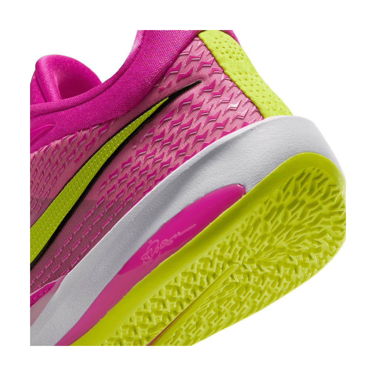 Nike Sabrina 4 The Switch